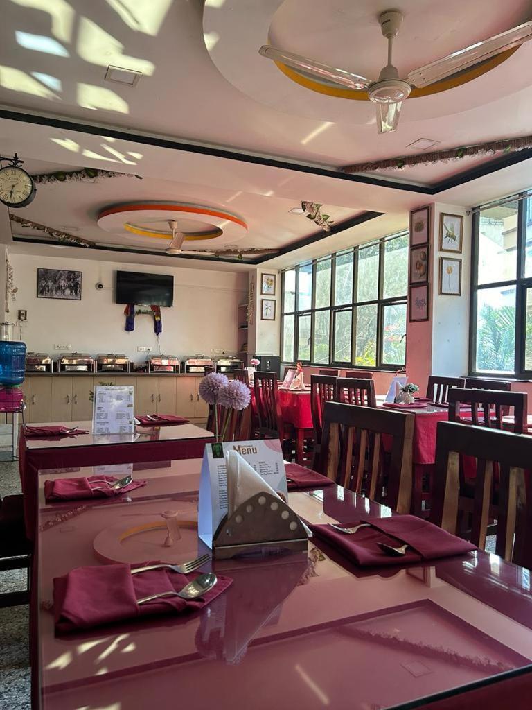 Twin Spring Hotel Gangtok Luaran gambar